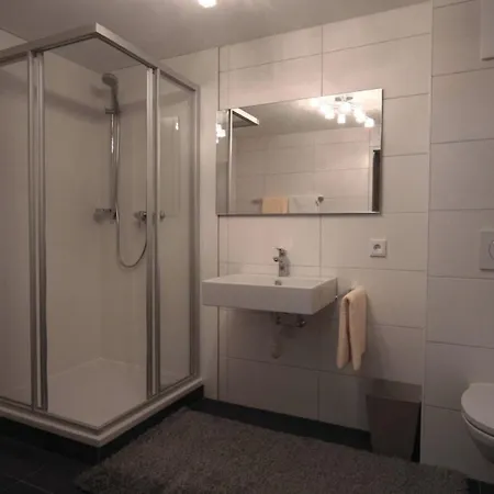 Jaegerhaus Georg * 호프가르텐 임 브릭젠탈